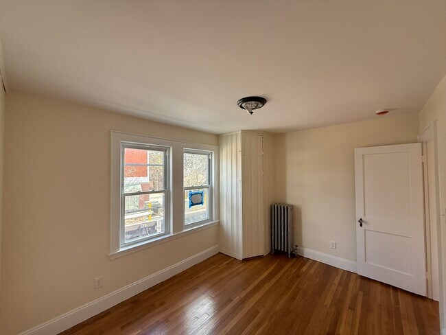 Foto del edificio - 3 Williston Rd