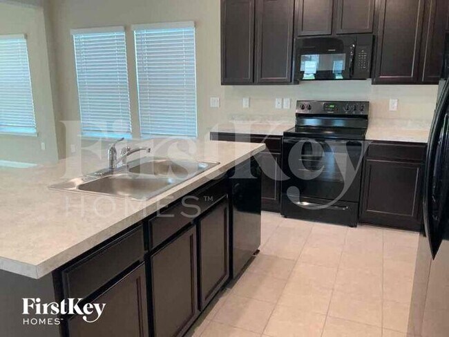 Building Photo - 5476 Preston Bentley Dr
