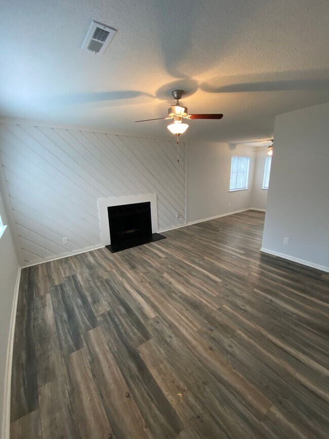 Foto del edificio - Ivy Street Duplex
