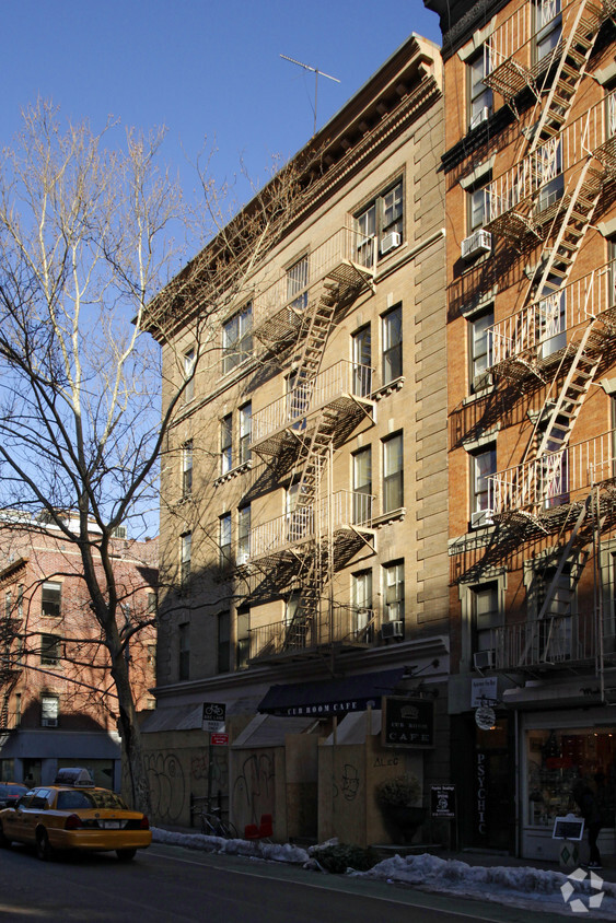 131 Sullivan St, New York, NY 10012 - Apartments in New York, NY ...