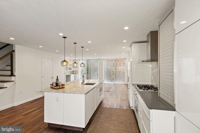 Foto del edificio - 929 T St NW