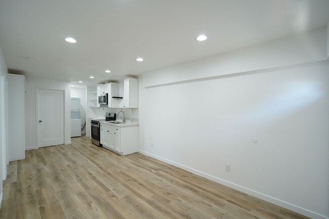 Photo - 26074 Bay Ave Apartment