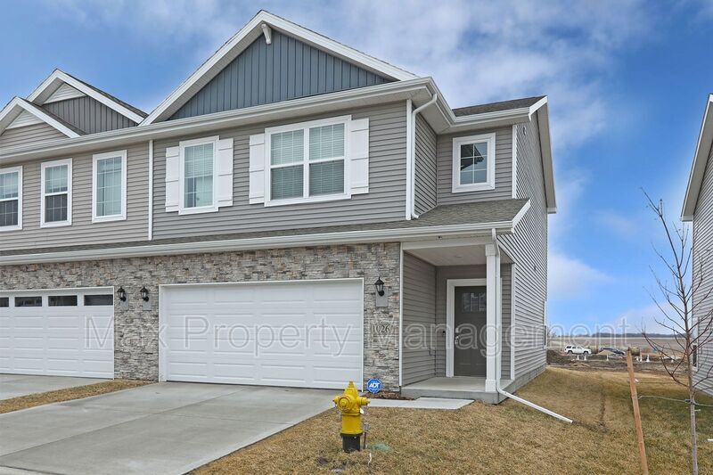1026 Maywood Ln, Waukee, IA 50263 House Rental in Waukee, IA