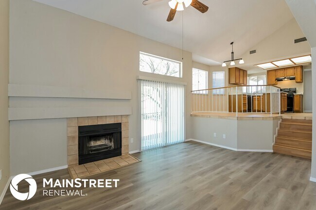 Foto del edificio - 9585 E Ashford Dr