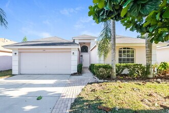 Building Photo - 1541 Scotch Pine Dr