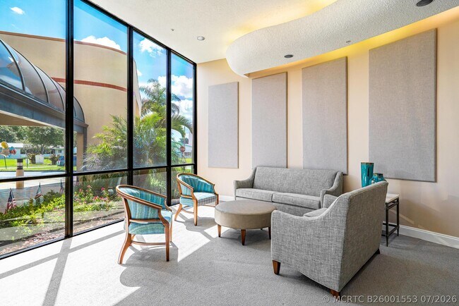 Foto del edificio - 8423 NW 12th St
