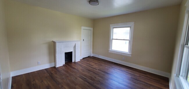 Foto del edificio - 515 W Magnolia Ave