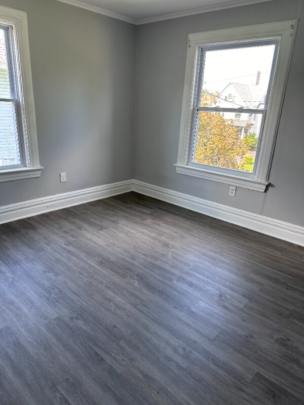 Building Photo - 518 Belvidere Ave