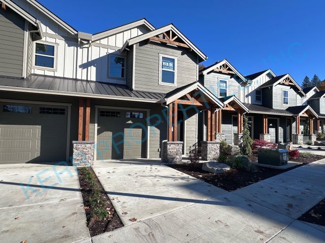 Foto principal - 39775 Pleasant St