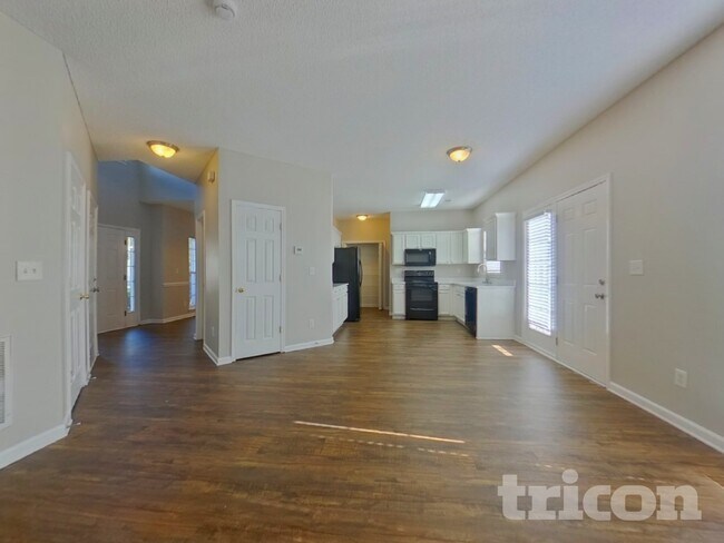 Foto del edificio - 1812 Southwind Dr