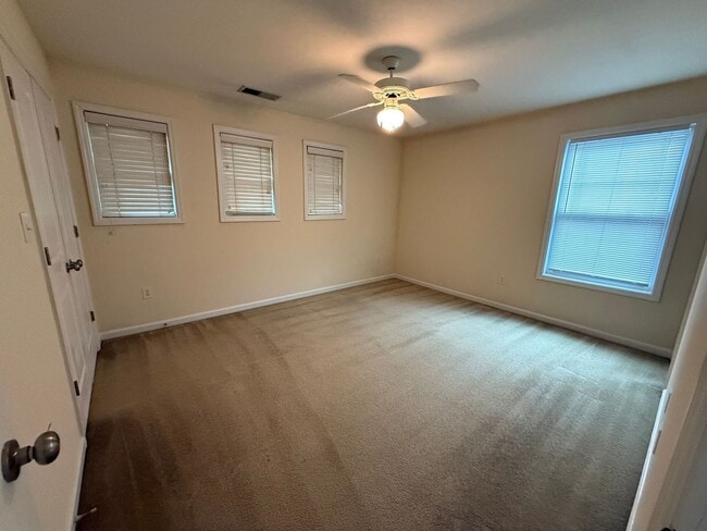 Building Photo - 173 Magnolia Bluff Dr