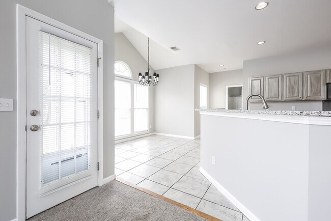 Foto del edificio - 311 S Orchard Farms Ave