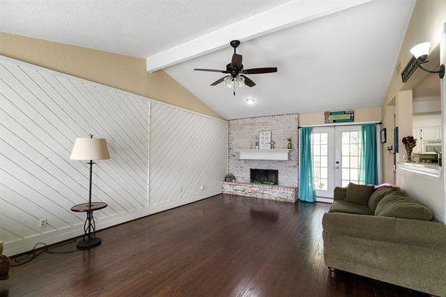 Building Photo - 6573 Ridglea Dr