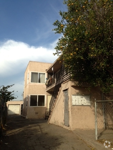 Building Photo - 1 BED 1 BATH IN LOS ANGELES!!!