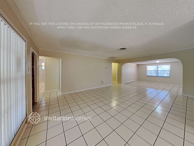 Foto del edificio - 2006 N 47th Ave