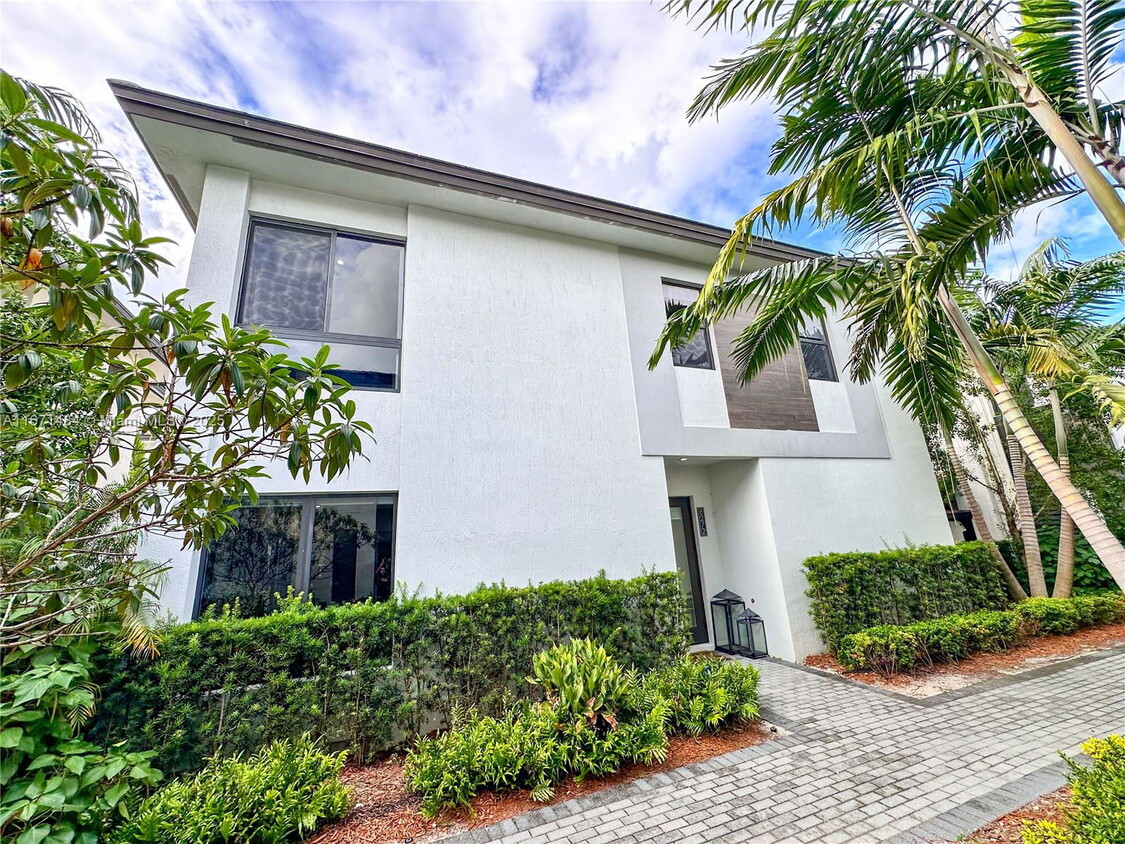 Foto principal - 8272 NW 44th Terrace