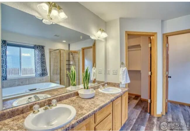 Foto del edificio - 3688 Wittaker Cir