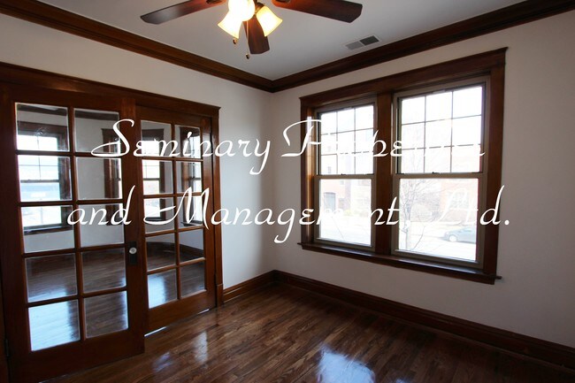 Building Photo - 2125 W Irving Park Rd