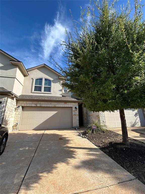 Building Photo - 13400 Briarwick Dr