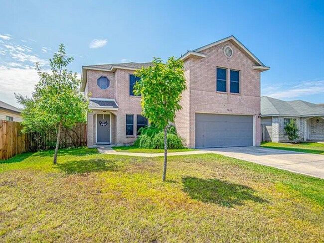 Building Photo - 7822 Encanto Vis Dr