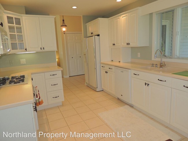 Foto del edificio - 8561 Eastbeach Trl