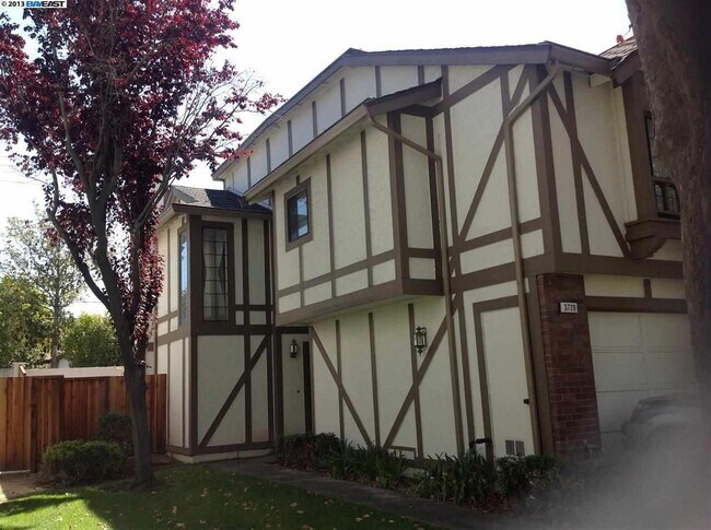 Building Photo - 3728 Harlequin Terrace