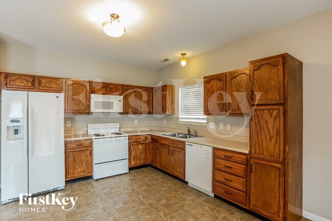 Foto del edificio - 12261 Running Springs Rd