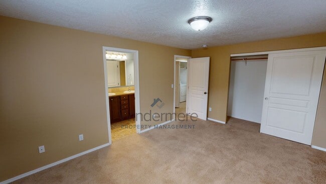 Foto del edificio - 1233 Southwest Carver Street