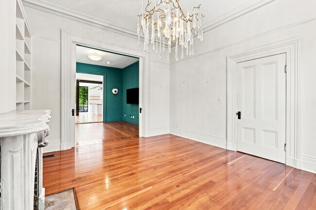 Foto del edificio - 2570 Folsom St