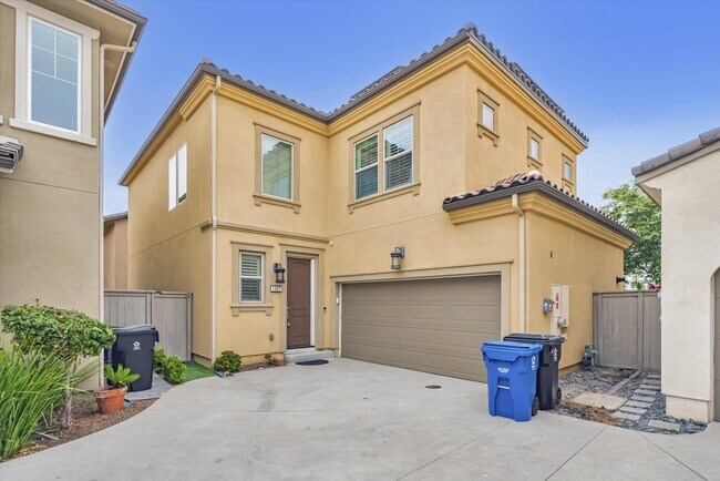 Building Photo - 1067 Sea Glass Way