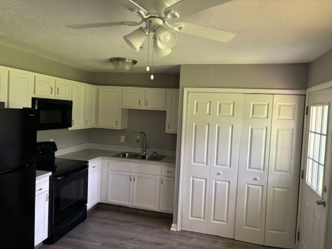 Foto del edificio - Charming 3 Bedroom 1 Bath Ranch Home