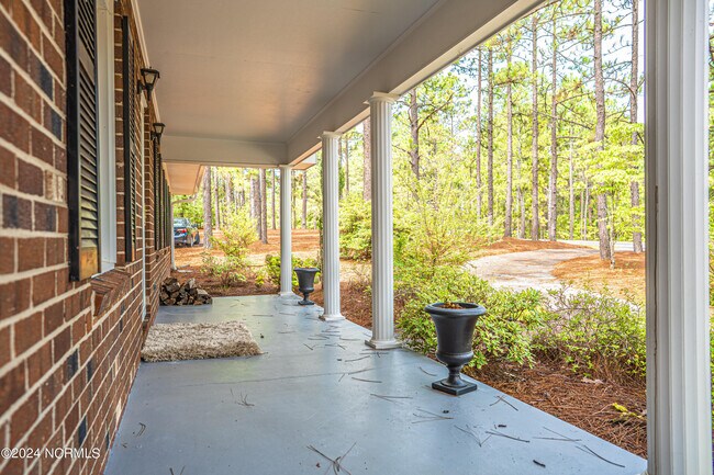 Building Photo - 635 Pee Dee Rd