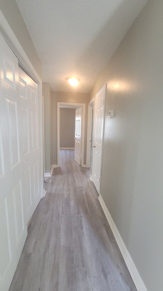 Foto del edificio - 1 month free Section 8 accepted Spacious 2-Bed, 2-Bath Sanctuary in Huntsville – Your Ideal Retre...