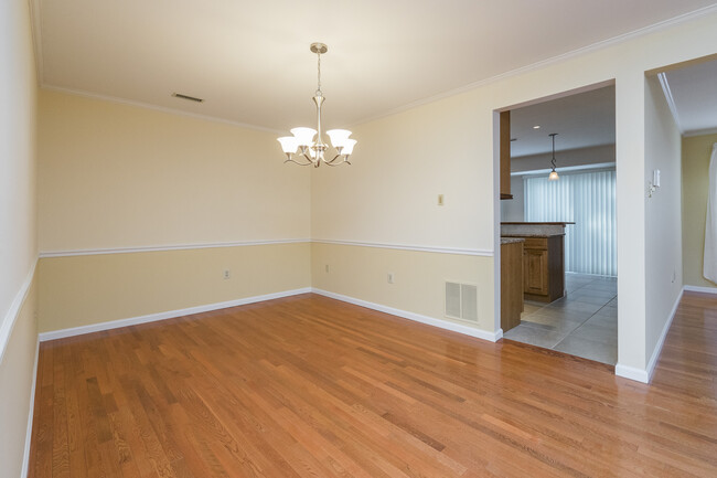 Foto del edificio - 13 Sweetwater Cir