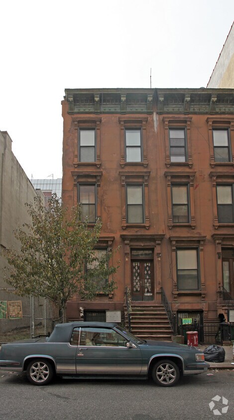 Building Photo - 116-118 W 127th St