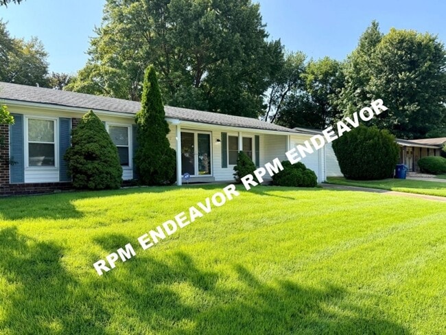 Building Photo - 1407 La Cerros Ln