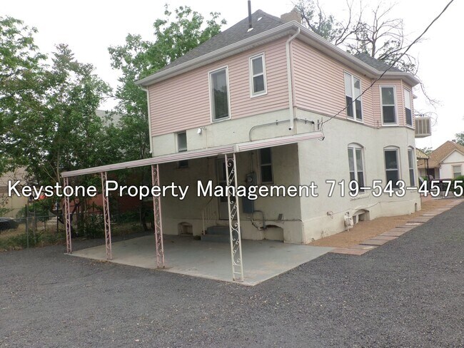 Foto del edificio - ALL Utilities Included with Rent! South-si...