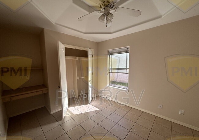 Building Photo - 604 Horizon Peak