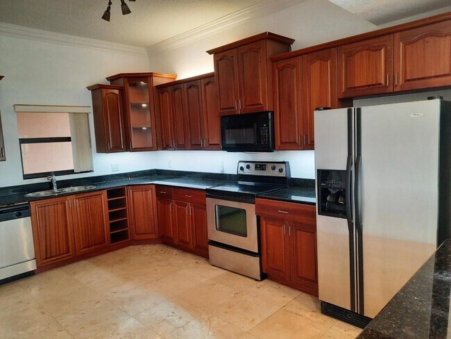 Building Photo - 1650 Presidential Way