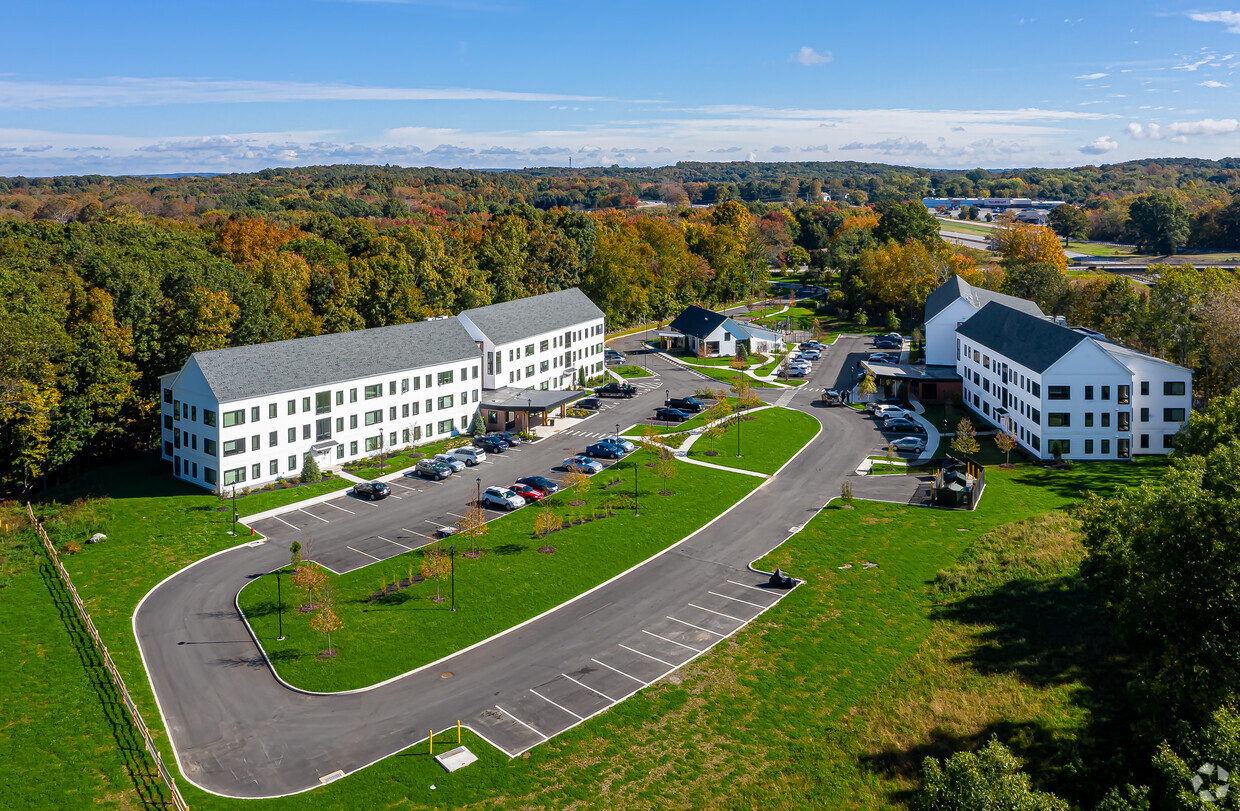 Oak Tree Village - Apartments in Griswold, CT | Apartments.com