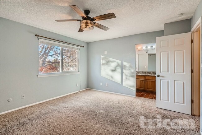 Building Photo - 5931 S Lima St