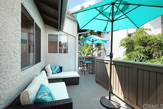 Building Photo - 72 Corniche Dr