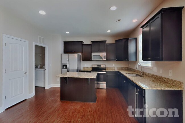 Foto del edificio - 163 Green Willow Dr