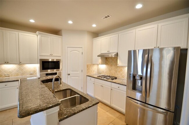 Building Photo - 9617 Solana Vista Loop