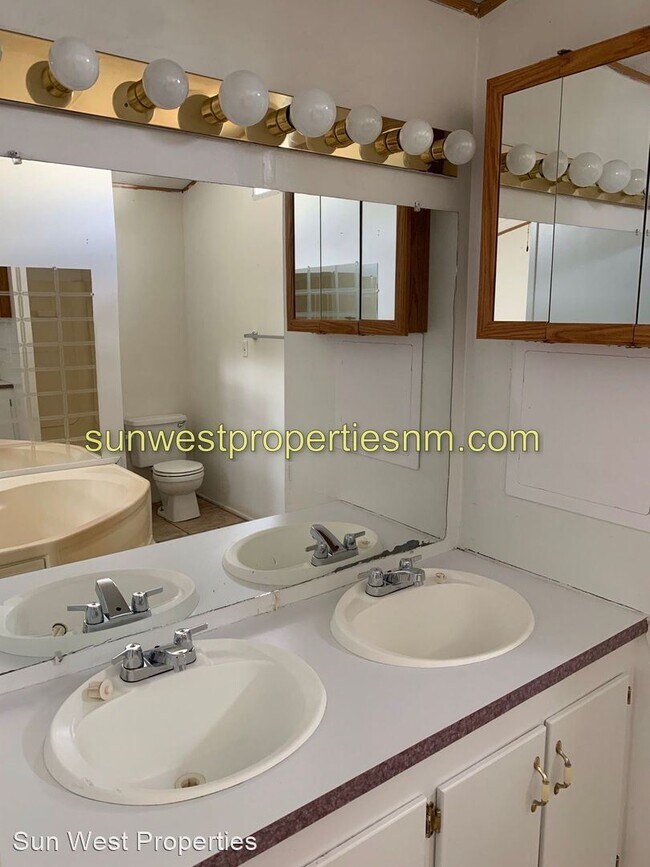 Foto del edificio - 3 br, 2 bath House - 312 Hesperus