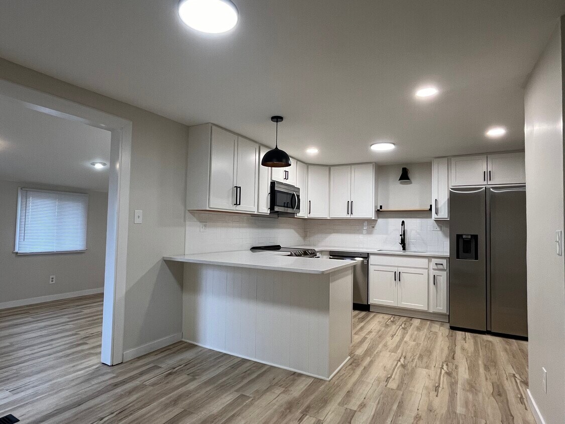 137 Pilot St, Rochester, NY 14606 House Rental in Rochester, NY