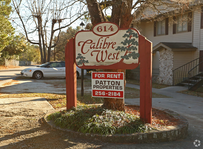 Building Photo - Calibre West Apartments