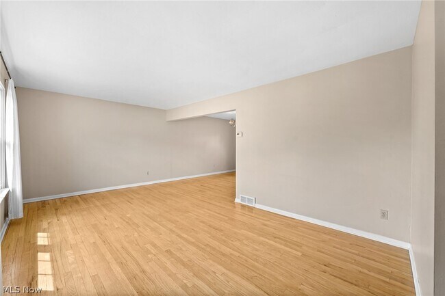 Foto del edificio - 32955 E Nimrod St