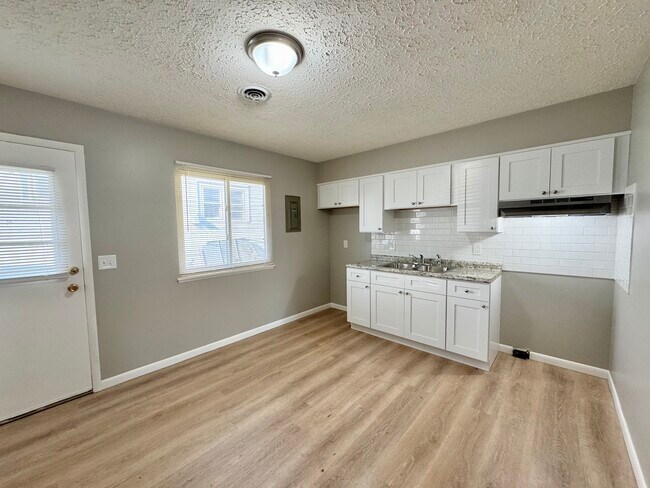 Foto del edificio - 1241 Broad Ave NW