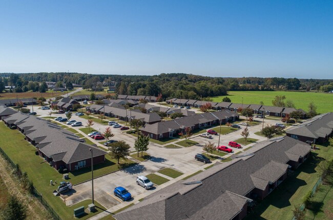 Building Photo - 17962 Arrowhead Drive